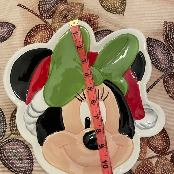 RARE Mickey and Minnie Christmas Plates - Picture 12 of 12